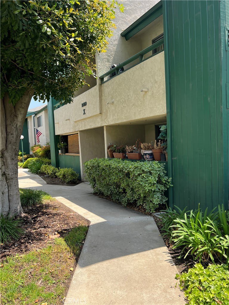 15209 Santa Gertrudes Avenue