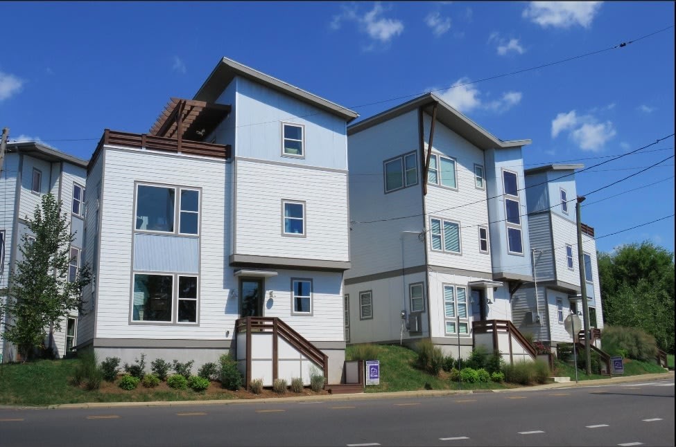 East Nashville with Roof-top Deck and 2 car garage!!