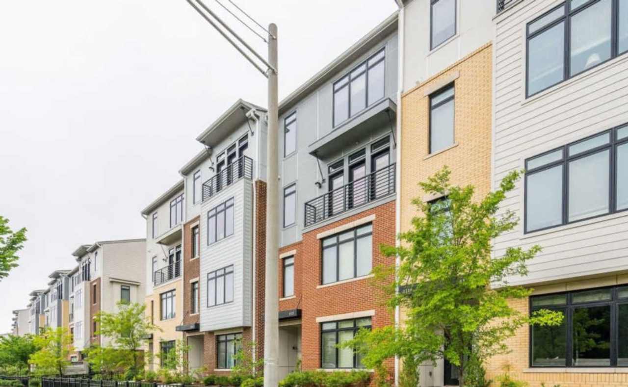 Spacious 3BR Condo in Leesburg