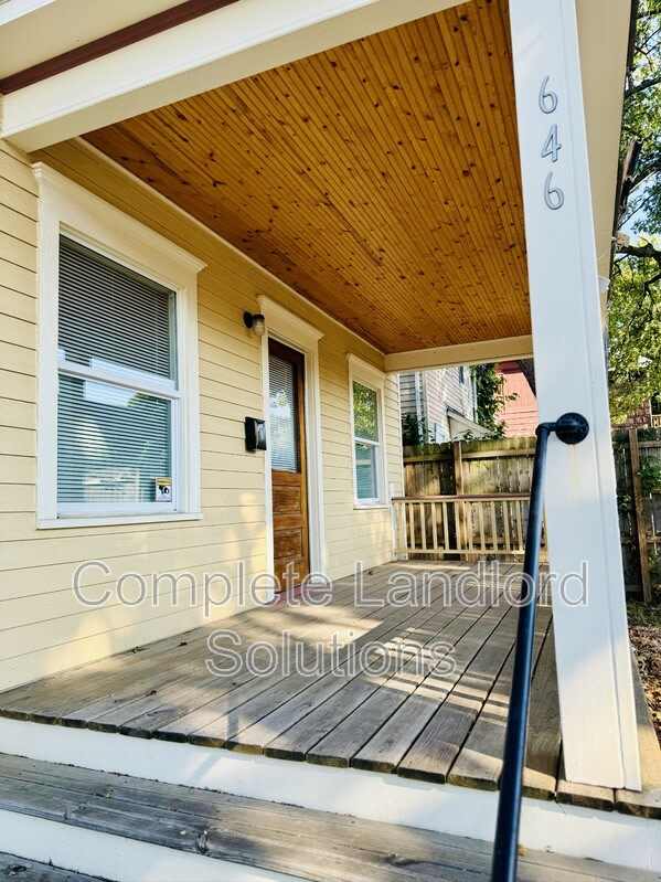 646 Farrington Street