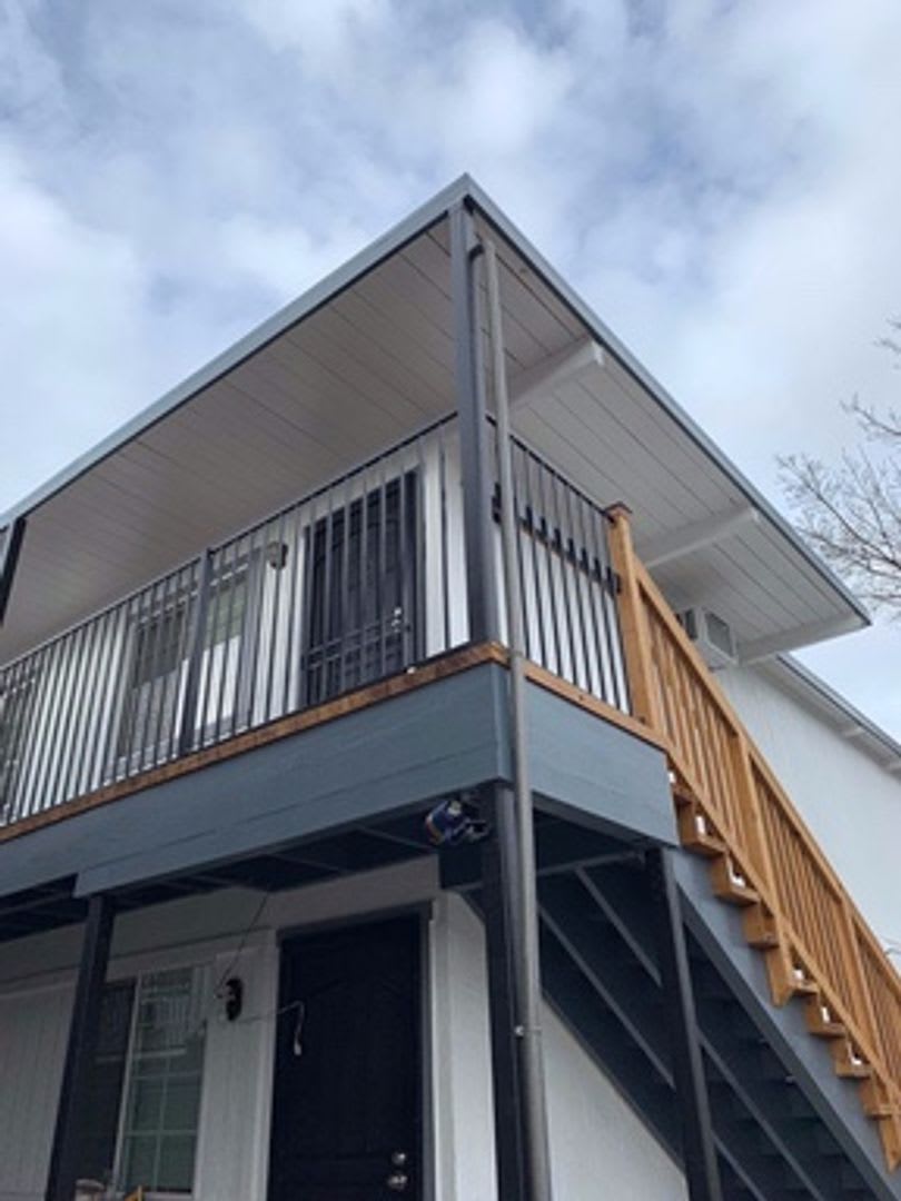 2 bedroom 2 bathroom in Concord