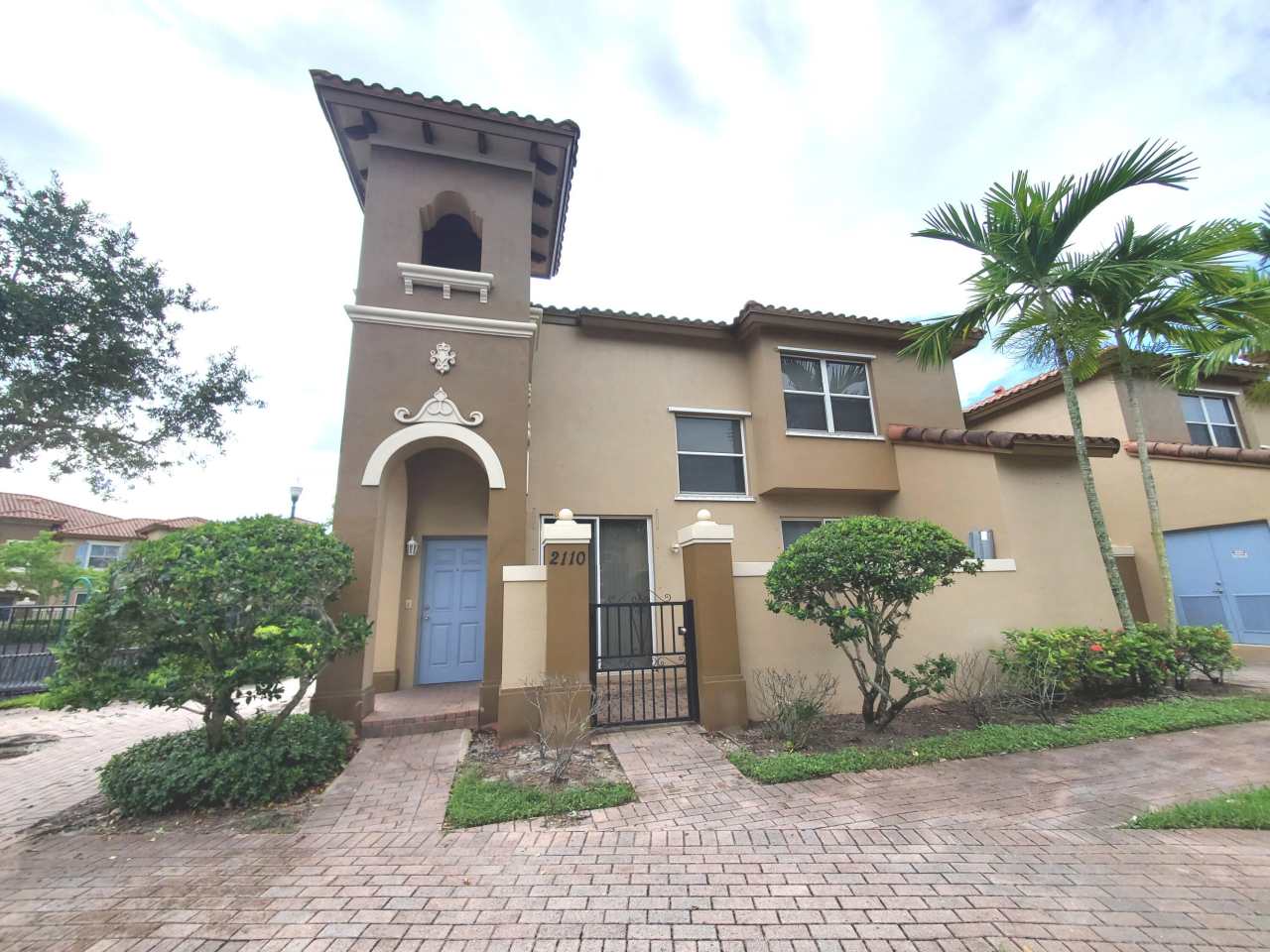 2914 Hope Valley Street