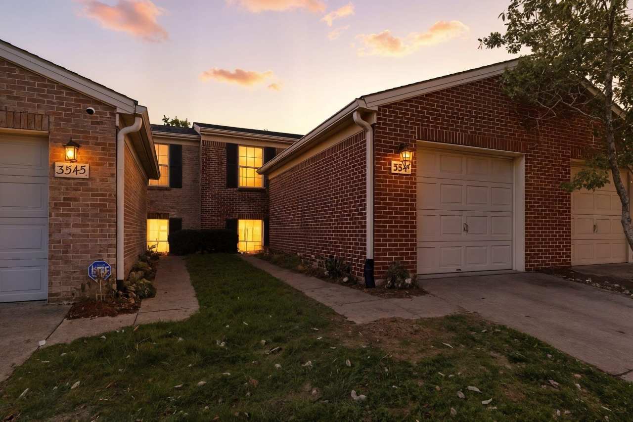 3547 Lochdale Terrace