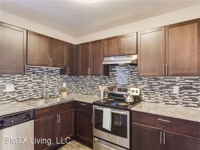 705 River Road Unit E12