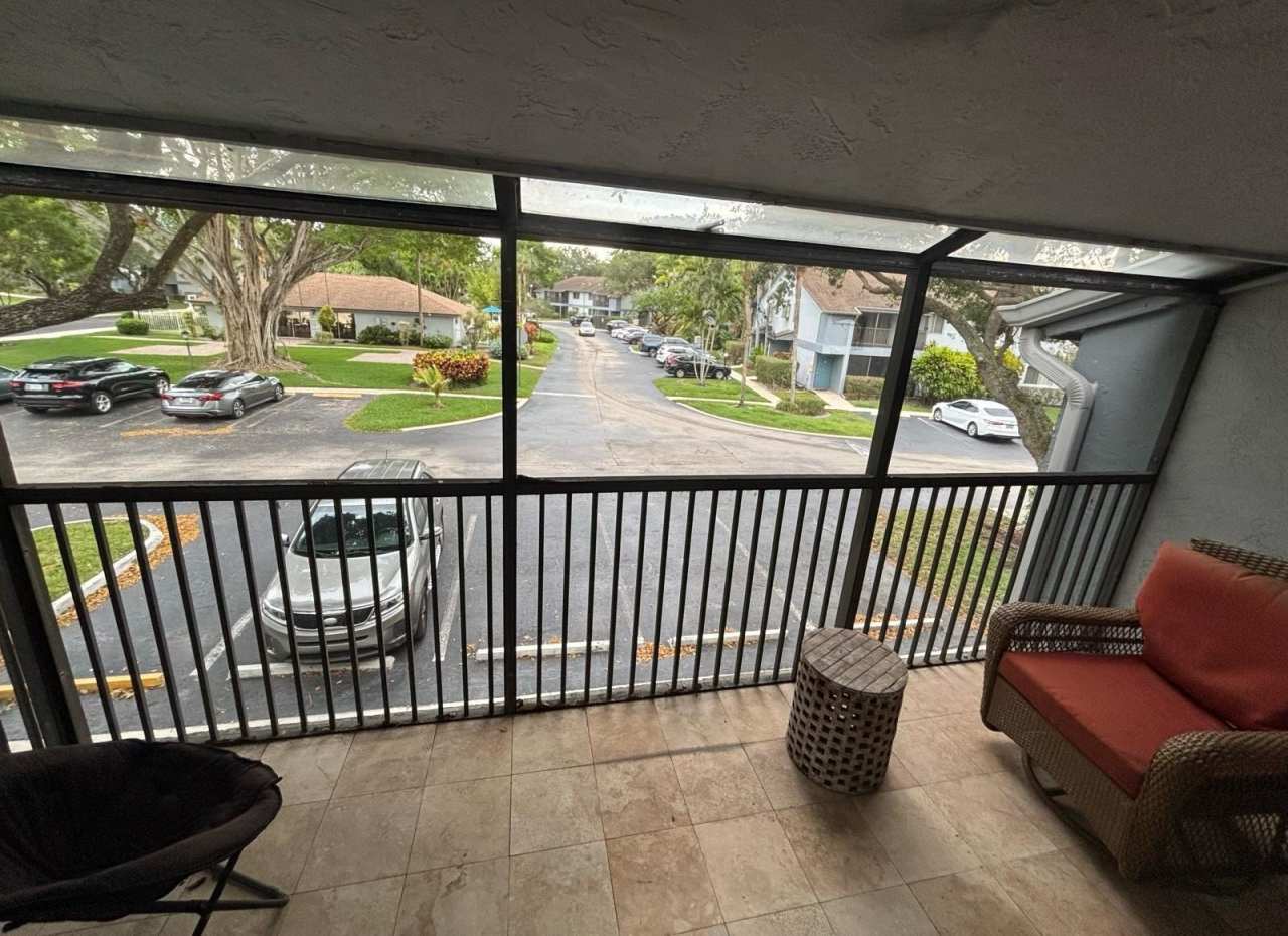 2741 S Oakland Forest Drive