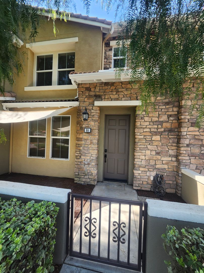 Beautiful two-story townhouse in Fontana Gated community!