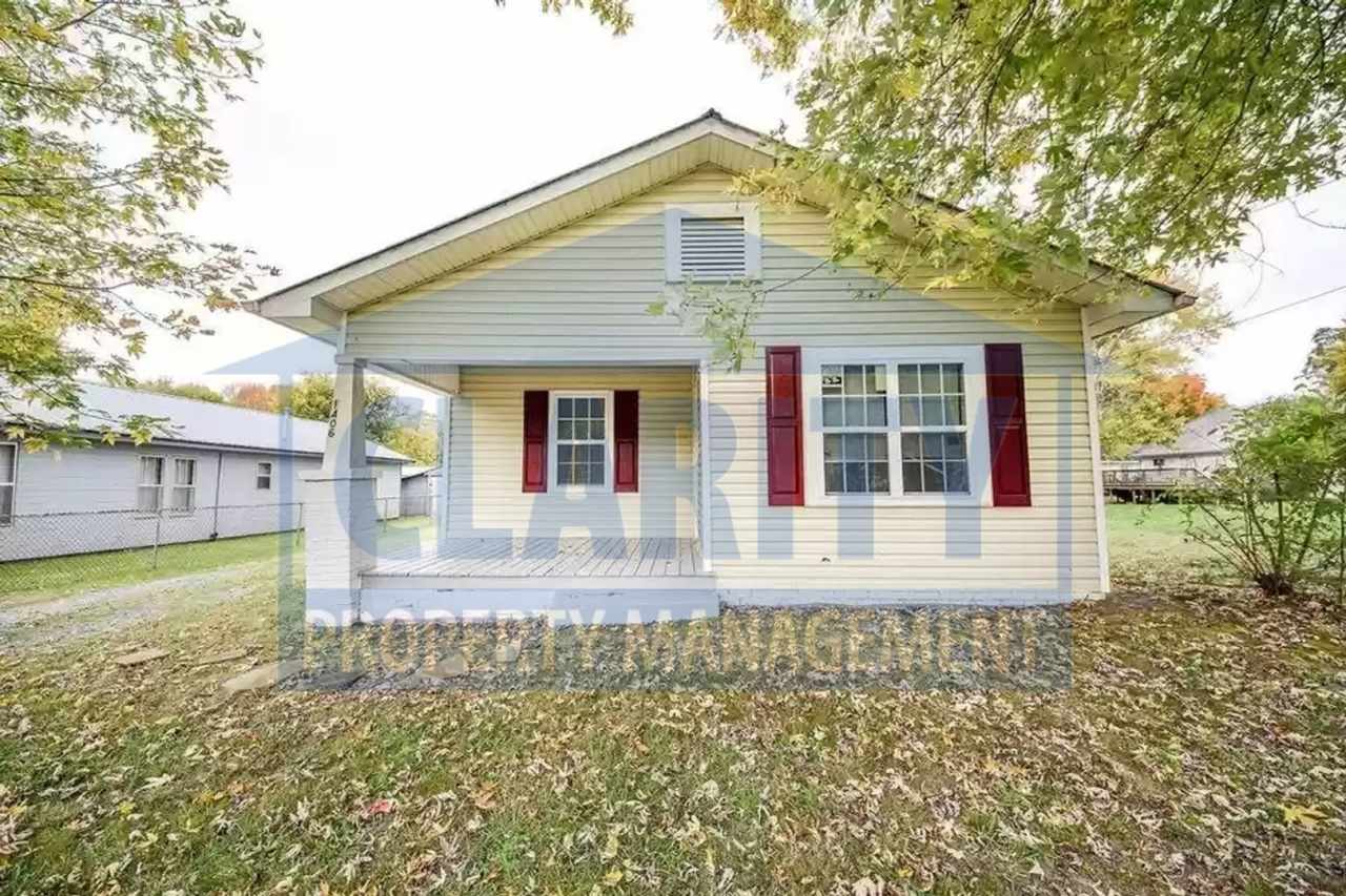 Super cute and cozy 2 bedroom home!