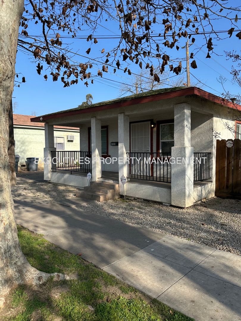 For Rent | 1922 Martin Luther King Jr Way, Merced
