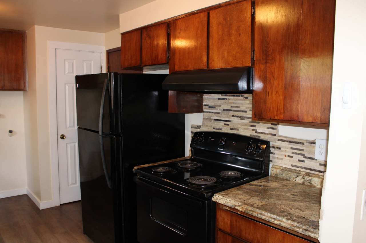 10915 Southwest Hall Boulevard