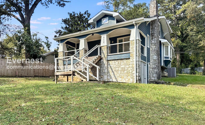 217 North Sweetbriar Avenue