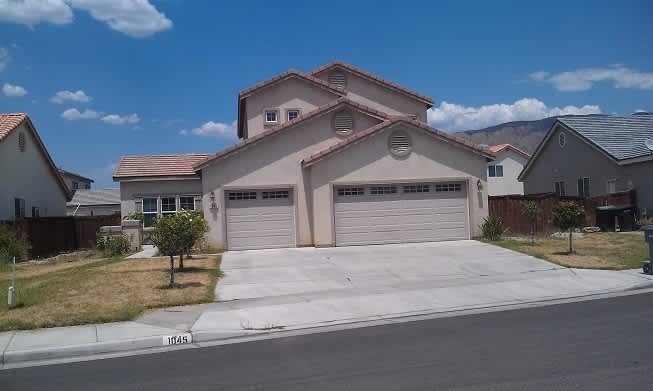Beautiful 4 Bedroom 3 Bathroom Home In San Jacinto! Call Today