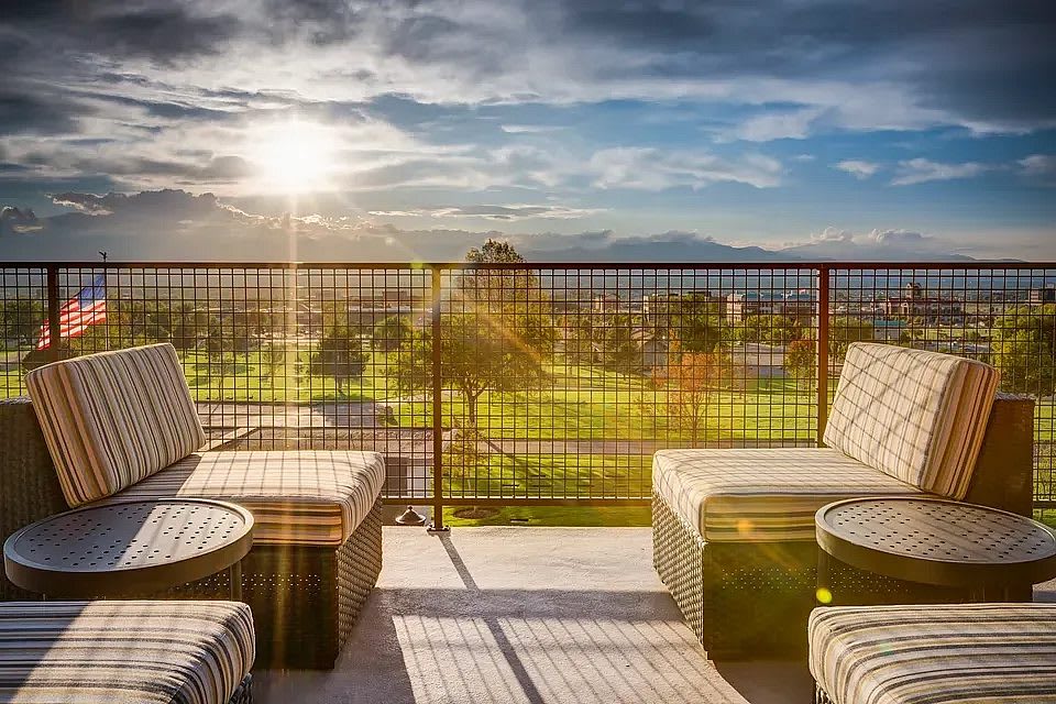 Dry Creek at East Village