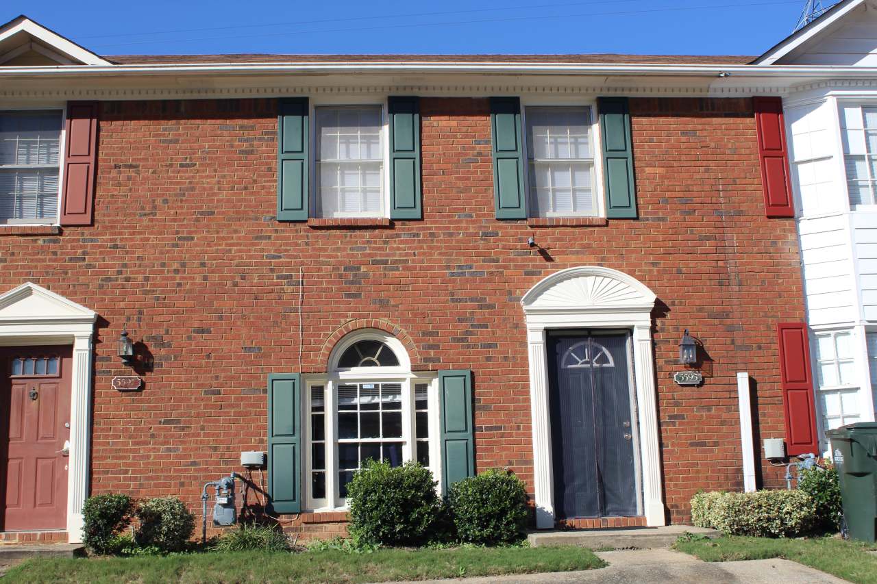 5595 Executive Way