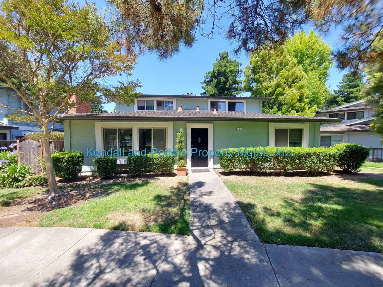 Beautifully Updated Capitola Shores 2 Bedroom/1 Bathroom