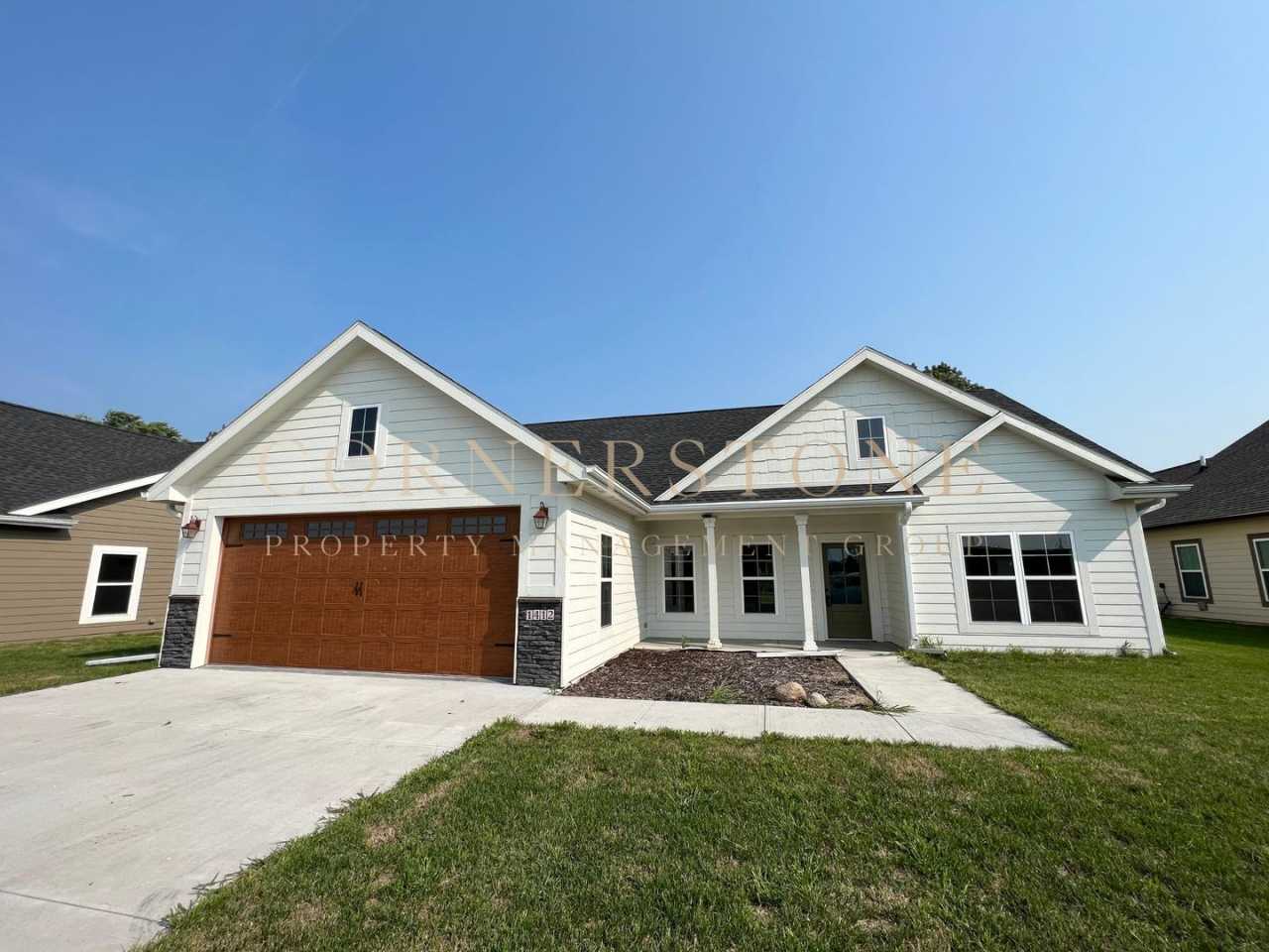 Beautiful 3 bedroom house! $2,250