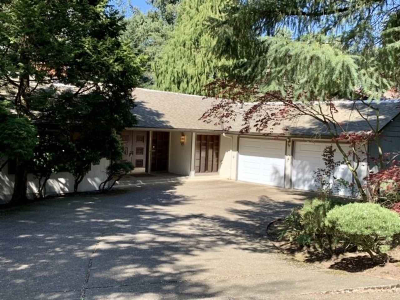 Beautifully Updated Lake Oswego Home with Wonderful Outdoor Living Space