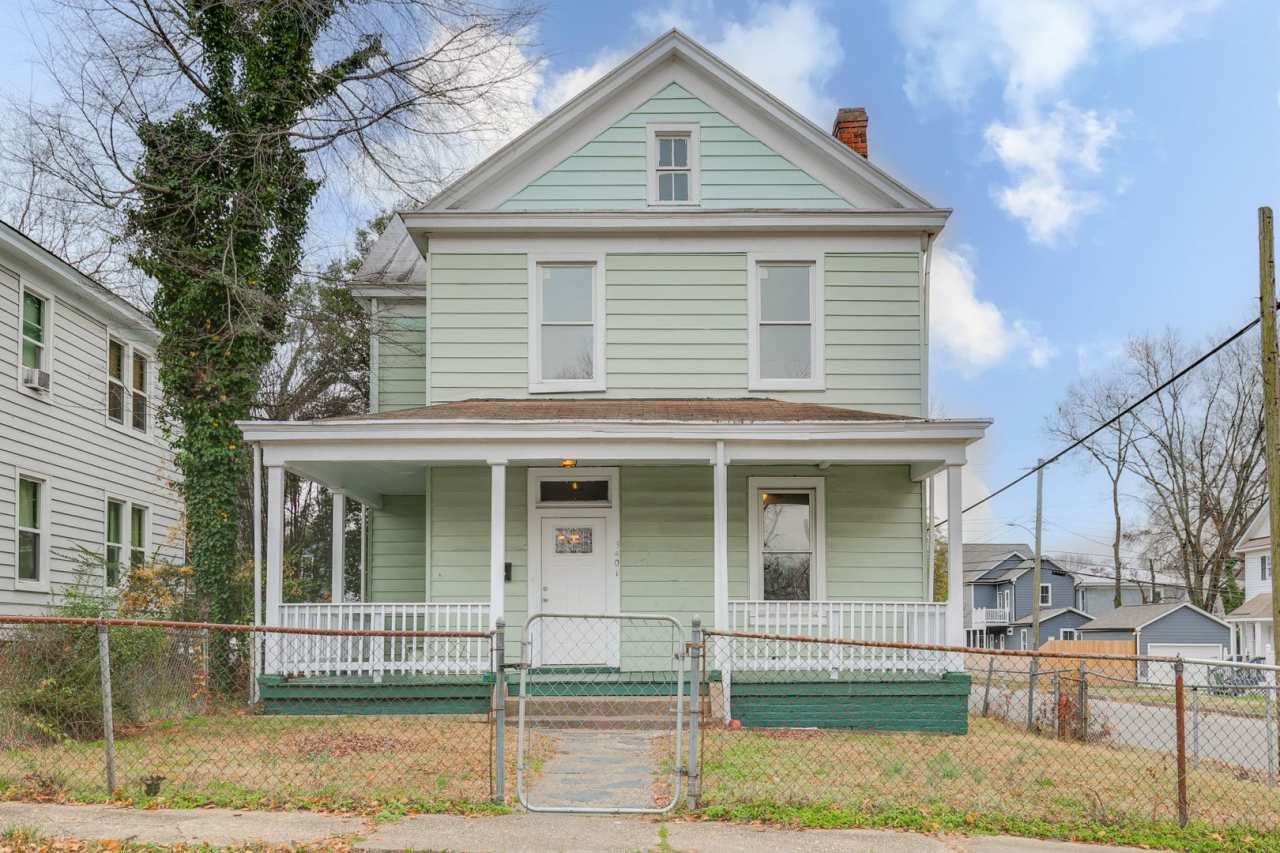 3 Bedroom Home in North Highland Park ***Available Beginning of July***