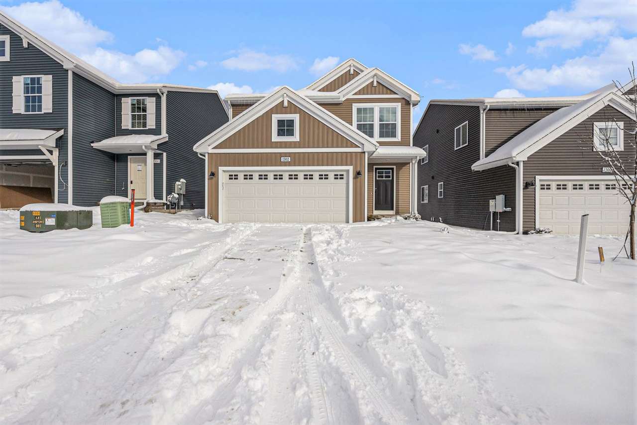 1306 Forest View Drive