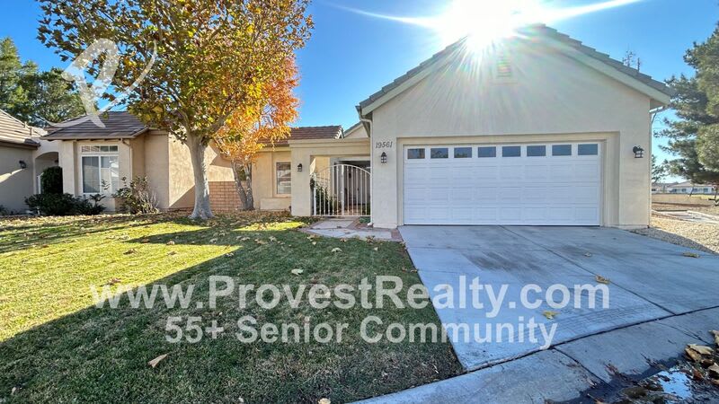 19561 Rolling Green Dr.