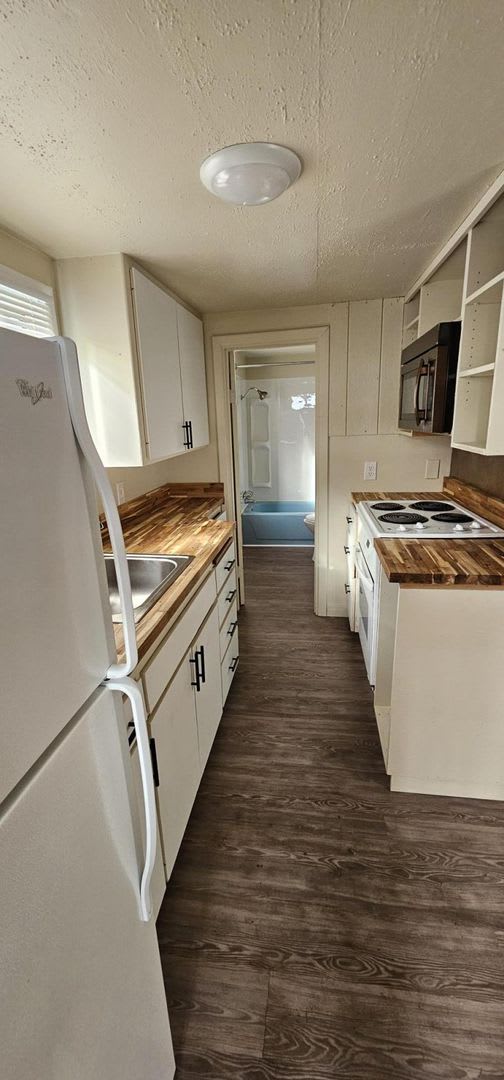 Rent - $1750 1 bed, 1 bath