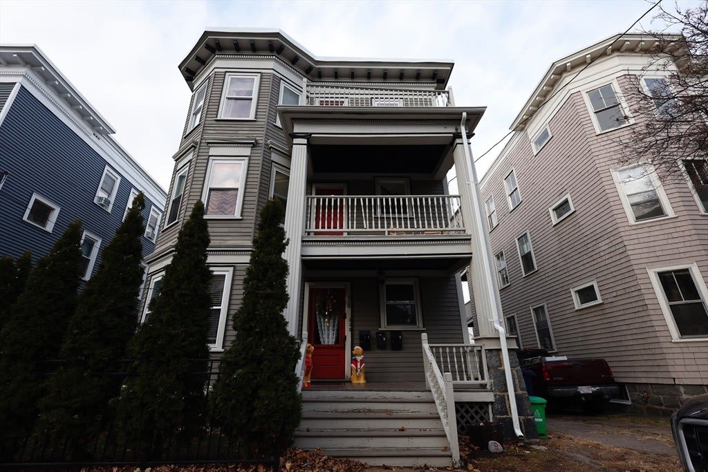 38 Rosemont St unit: 2