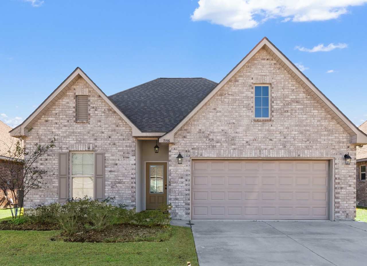 4 Bedroom House Available for 2026 School Semester