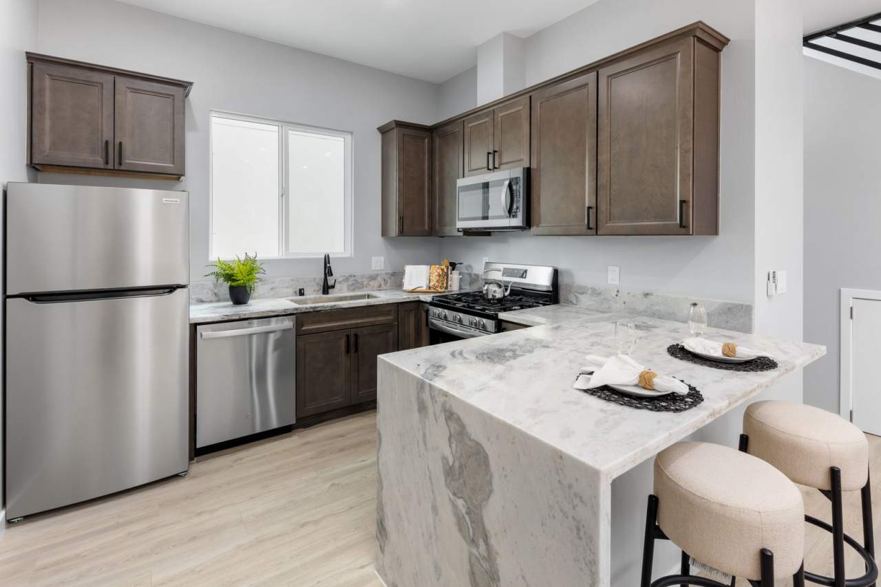Brand-New 2-Bed, 2-Bath Home with Luxe Finishes  In-Unit Washer/Dryer – A Must-See!