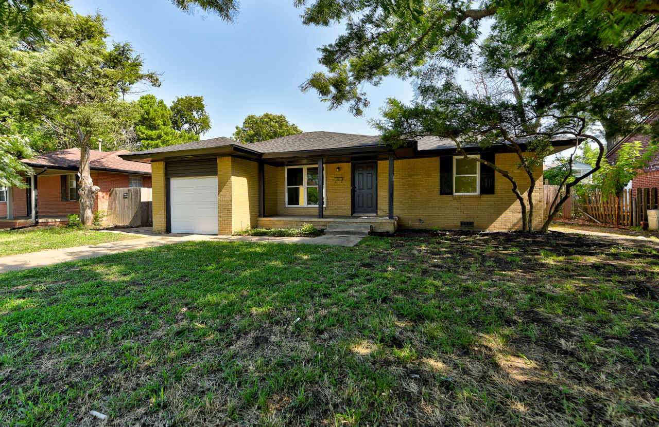 1117 East Lindsey Street