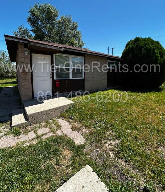 3085 South 8850 West