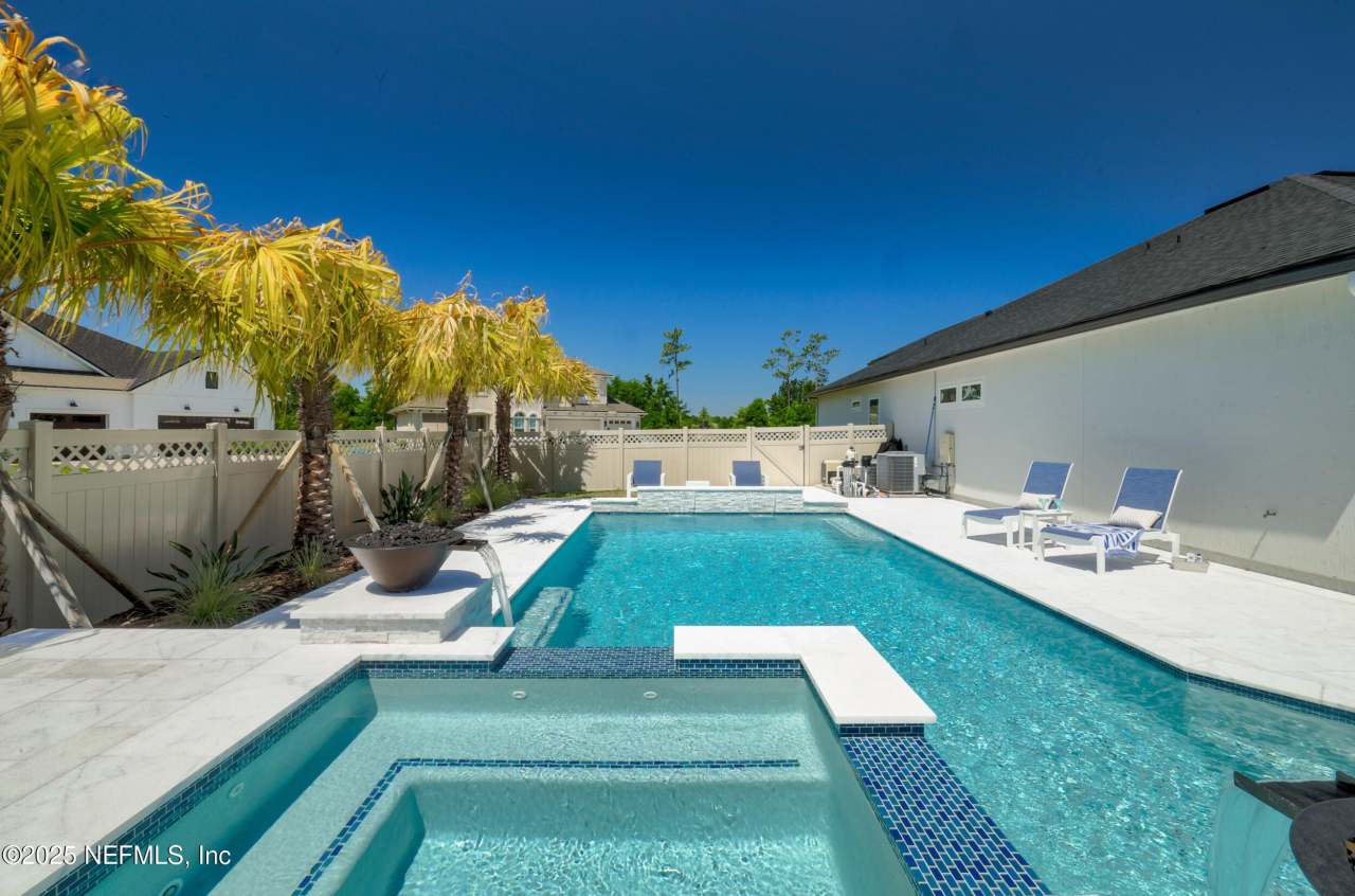 318 WINDWALKER Drive