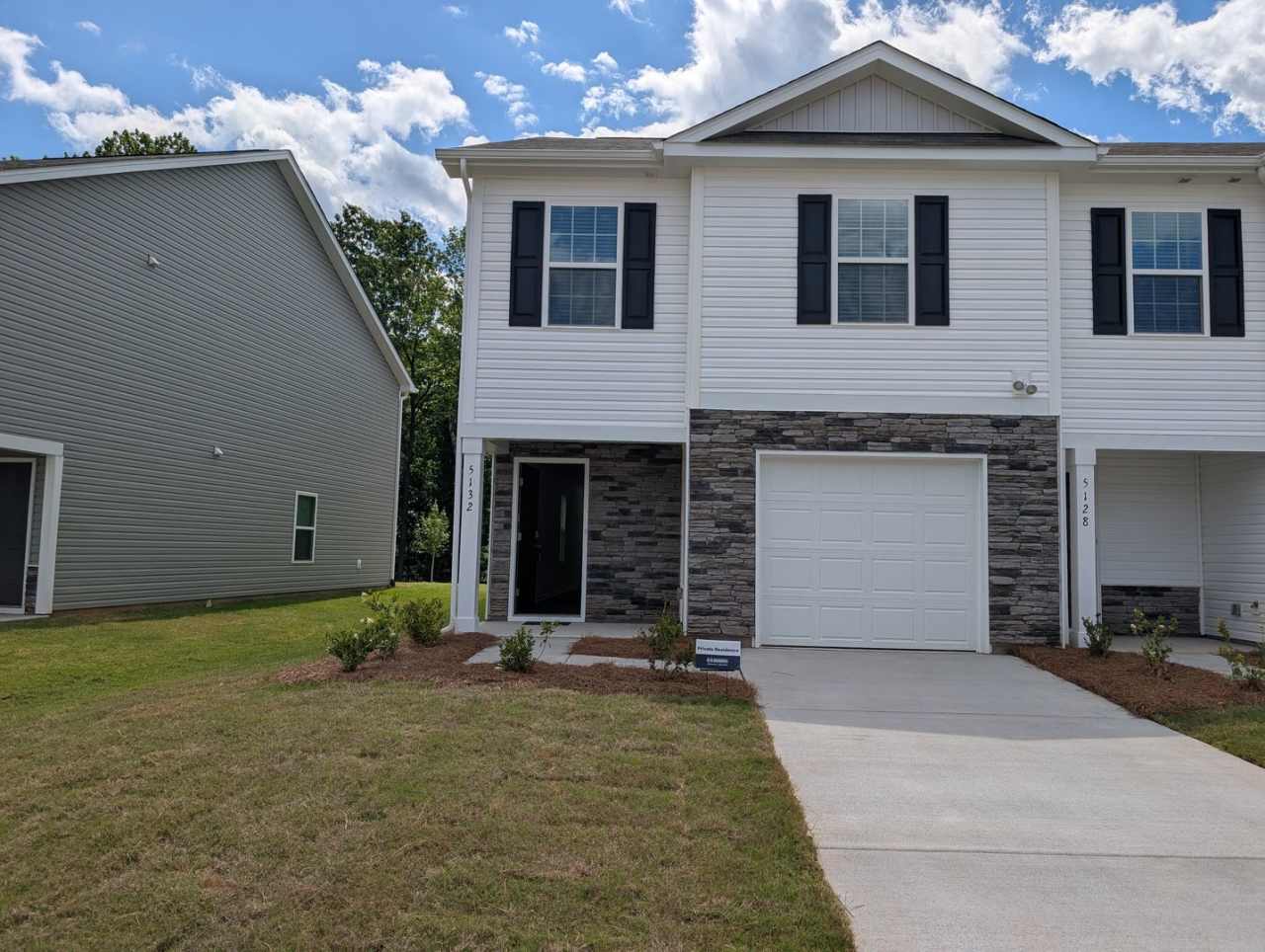 New Construction! Beautiful Townhome in Mallard Creek