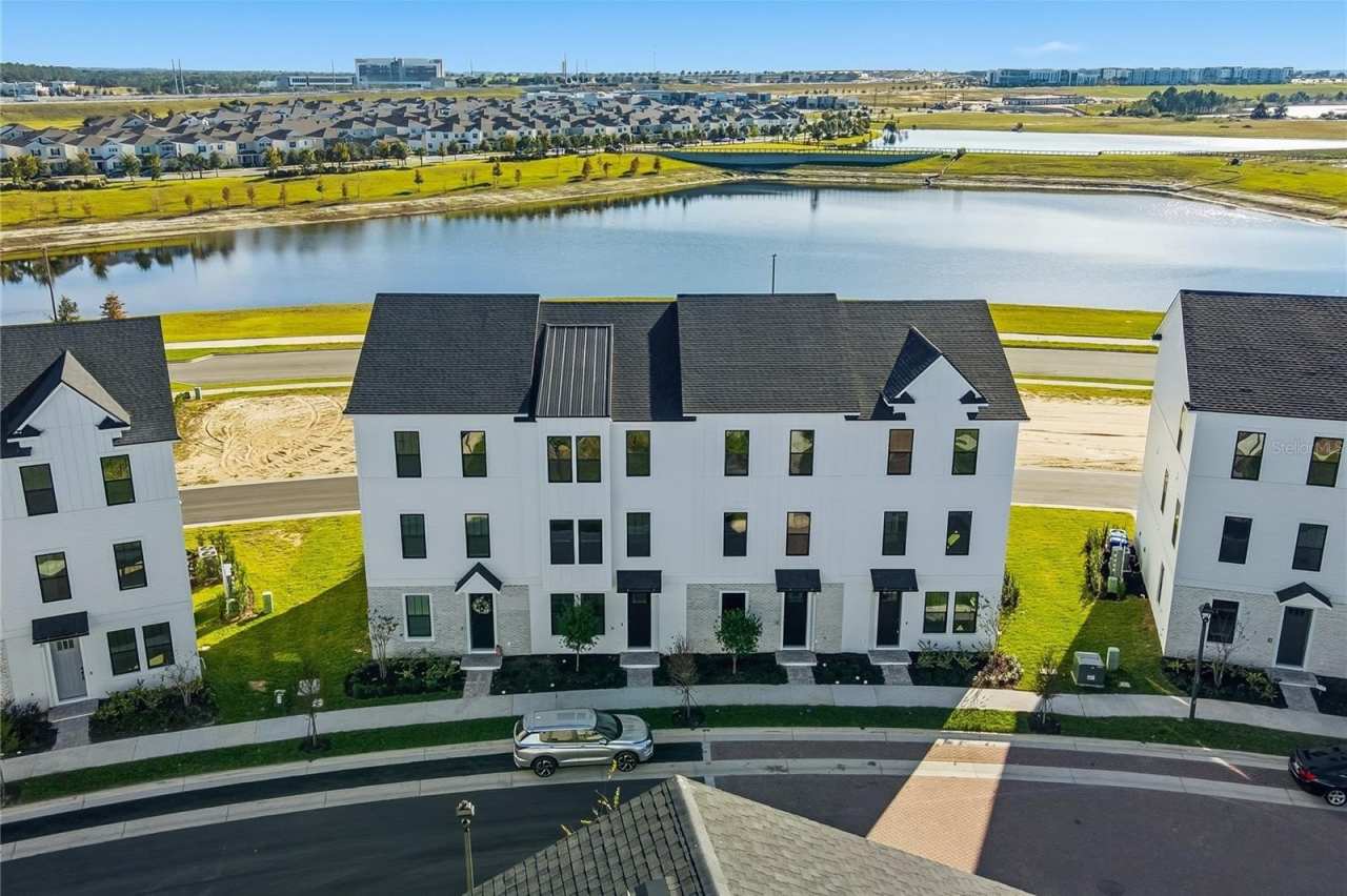 15058 GROVE LAKE DRIVE