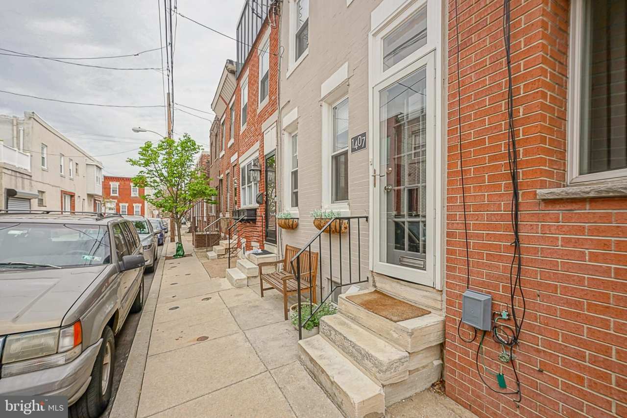 1407 S CLARION STREET