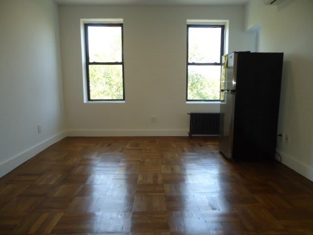 101  SOUTH OXFORD STREET