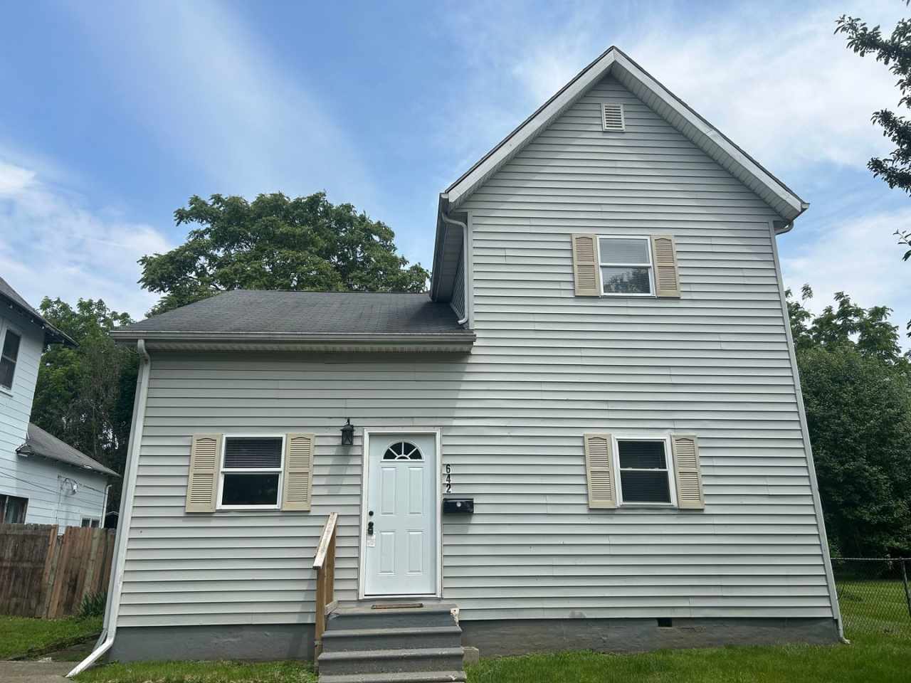 Newly Updated 4 Bed House Available Now!