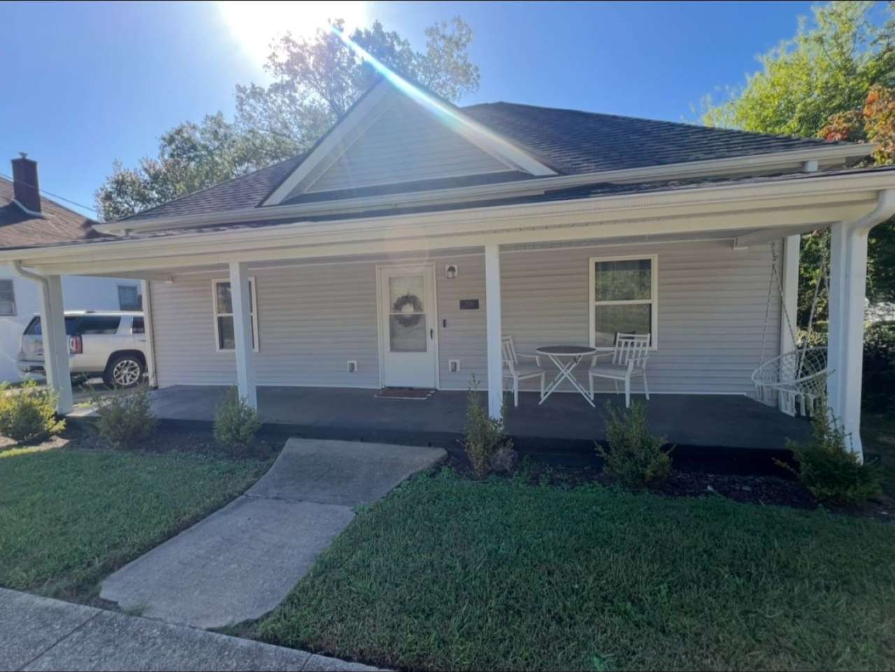 Totally Renovated Arts and Crafts Bungalow Close to Downtown Greer!