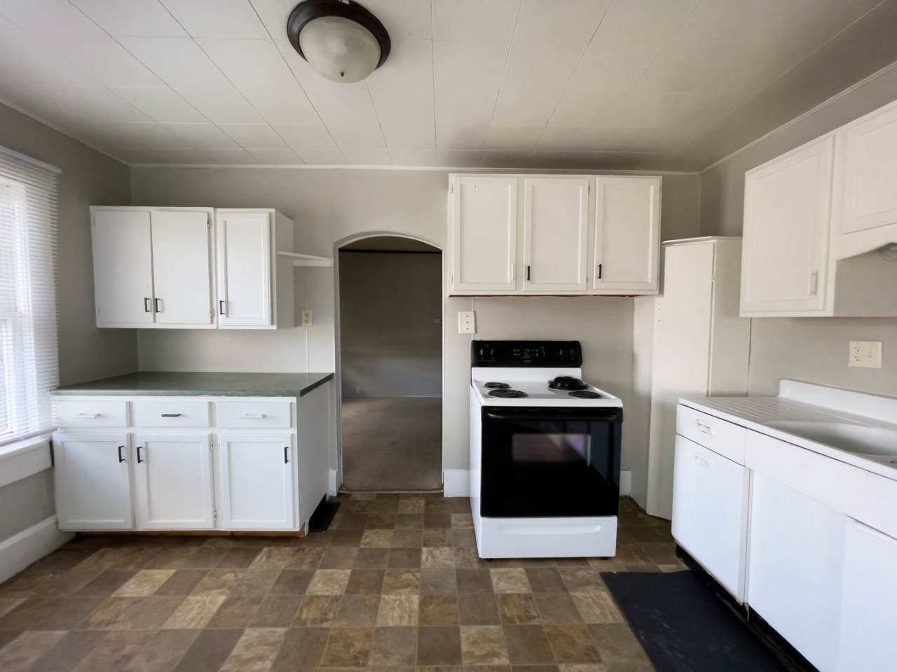 Washer and Dryer Hook Ups