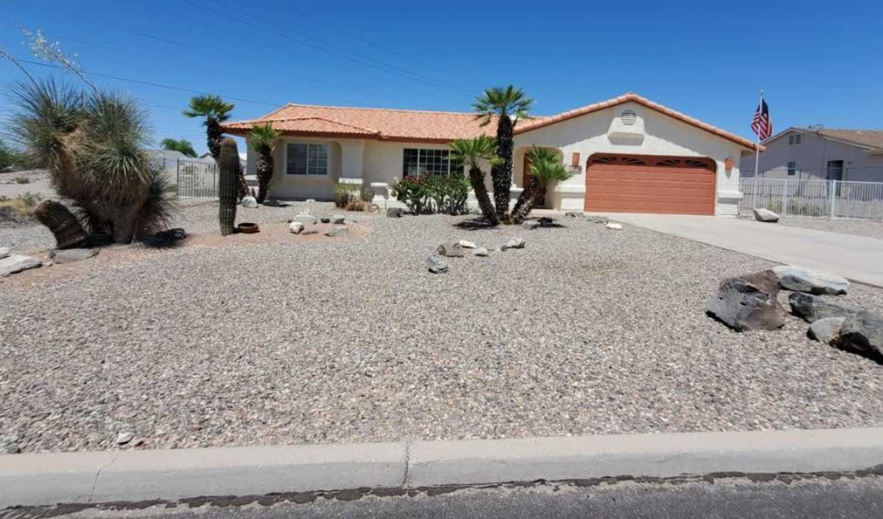 GREAT FURNISHED HOME WITH SIDE PARKING!