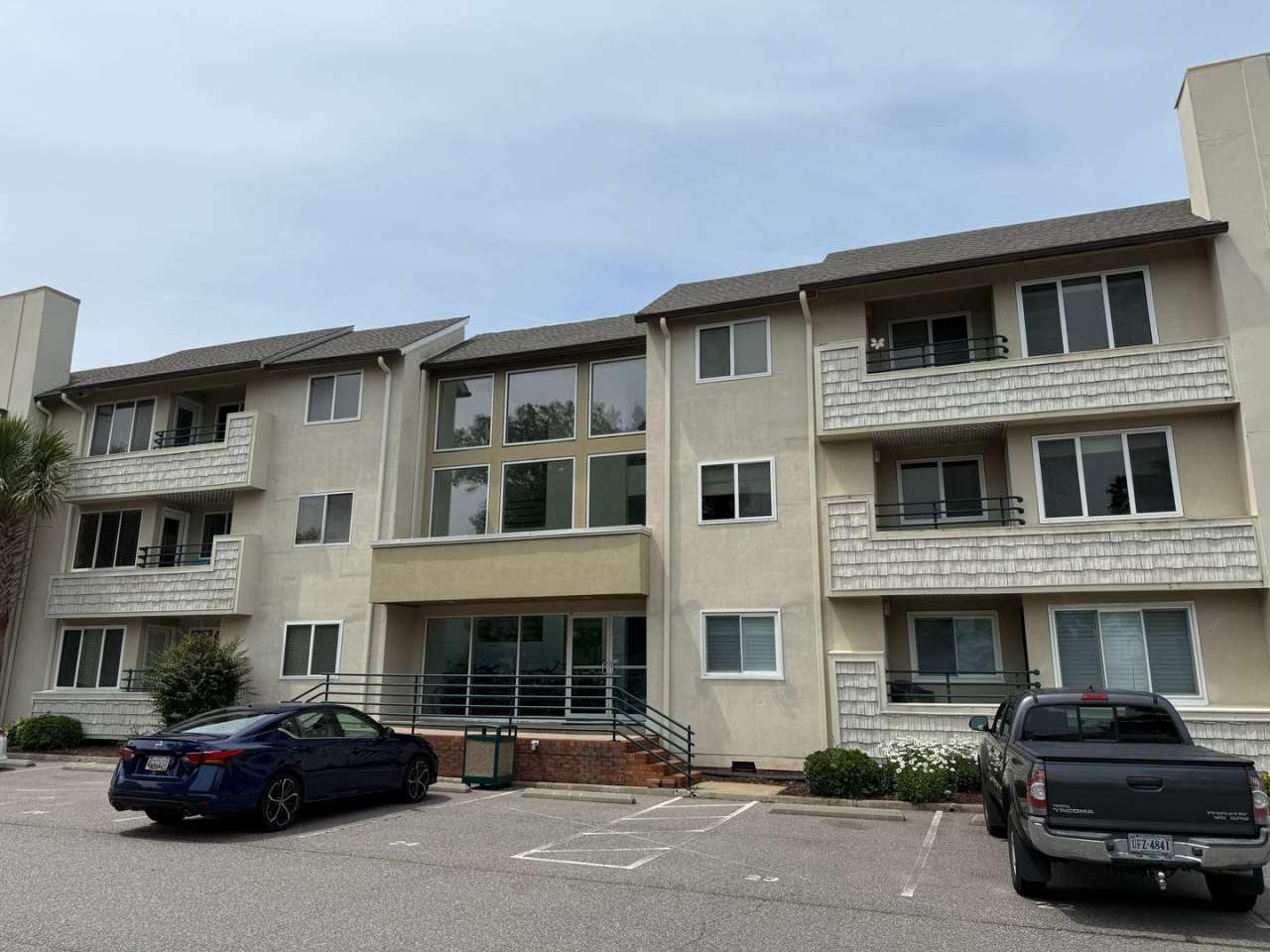 BEACH CONDO