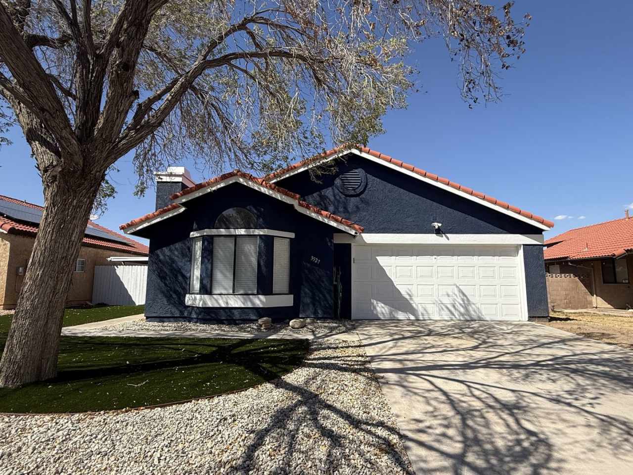 Palmdale 3 + 2 Available Now!