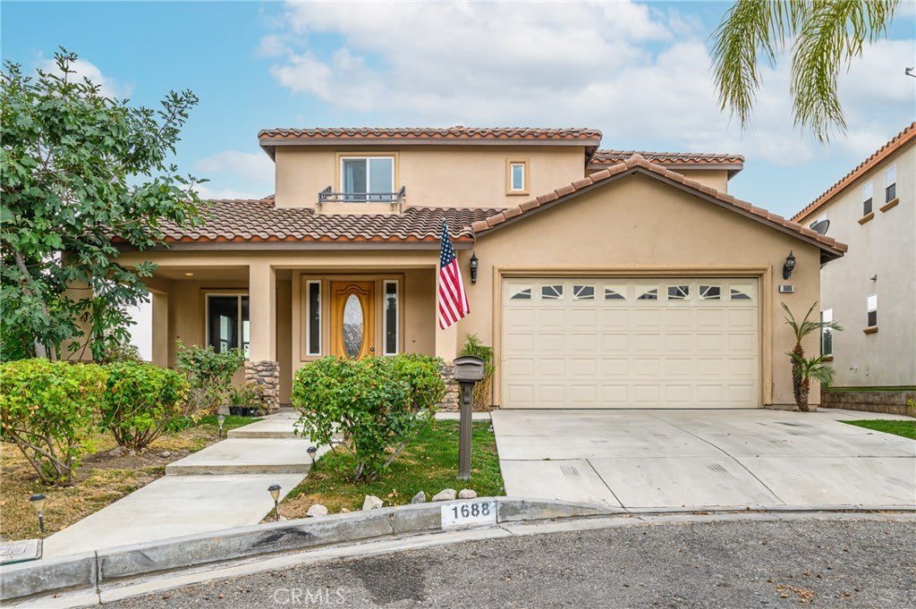 1688 Crest View Place