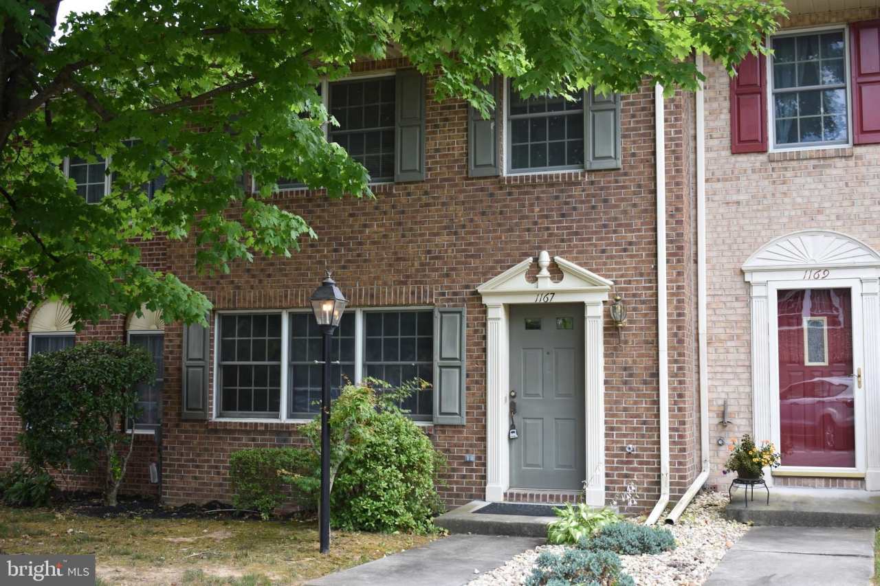 1167 FAIRCHILD Avenue