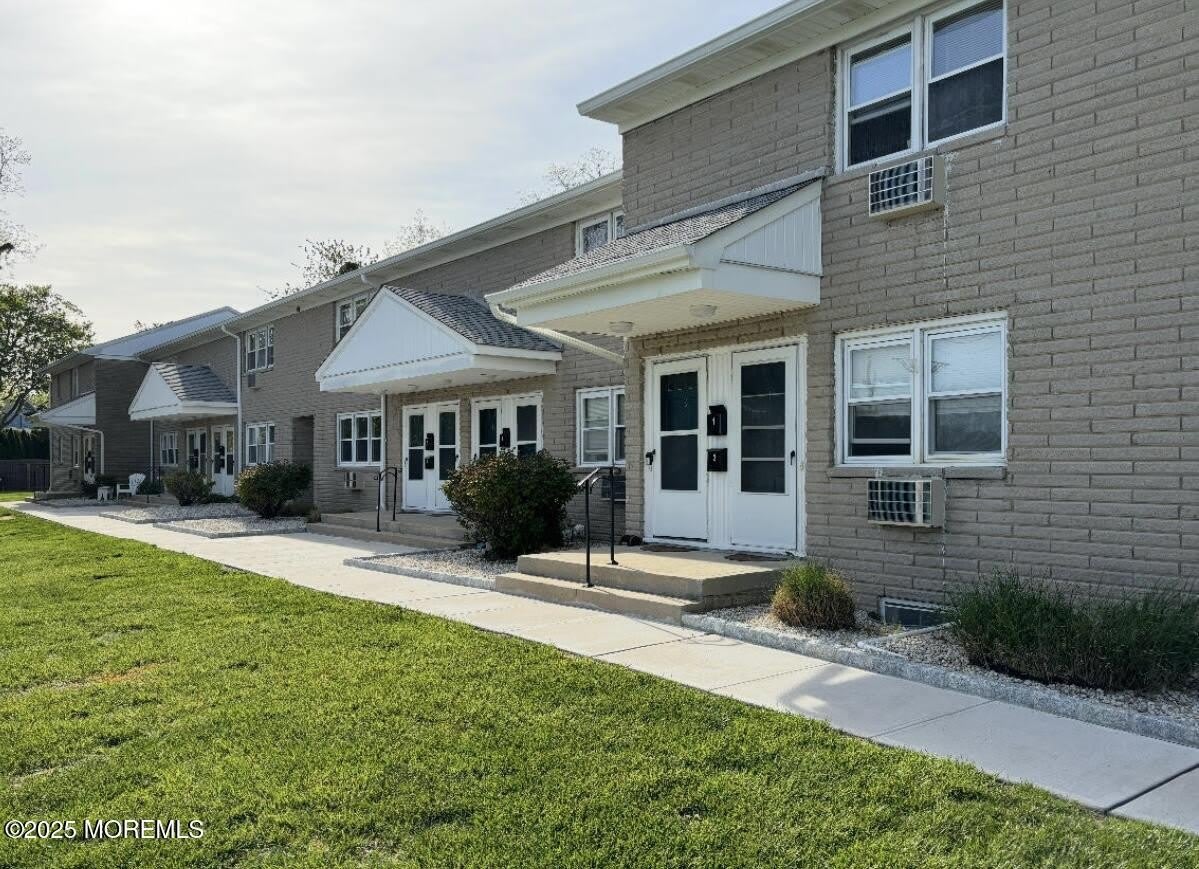 701 New York Avenue unit: 9