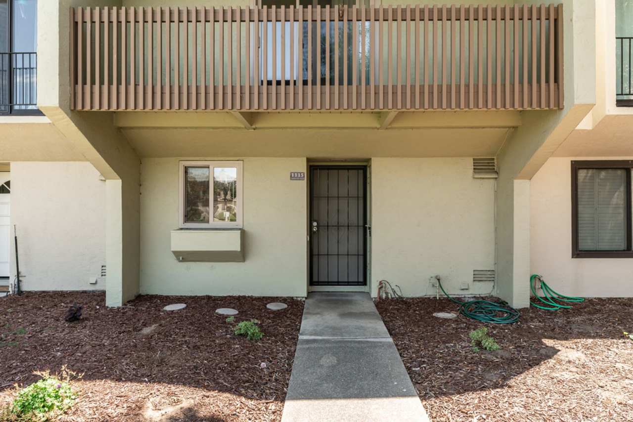 1115 Camino del Valle - 3 Bedroom|1.5 Bathrooms| TownHouse