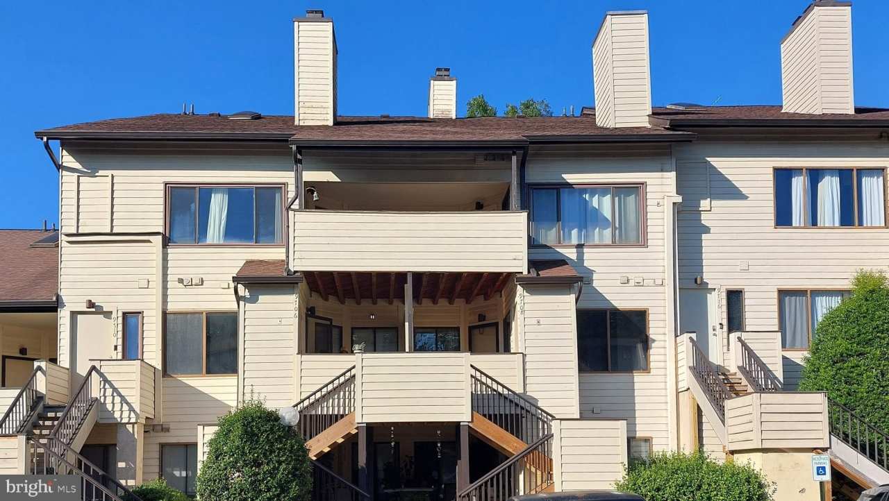 9706 HELLINGLY PLACE