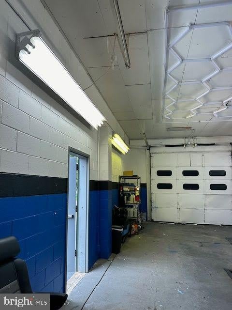 31 W LAKEVIEW Avenue