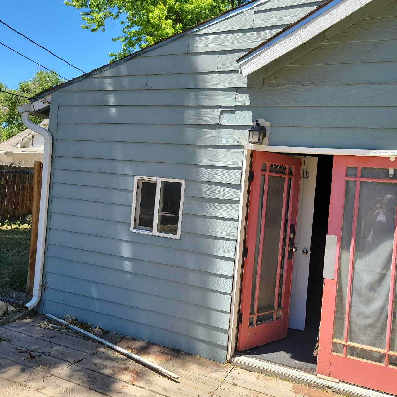 804 Griffin Avenue - B