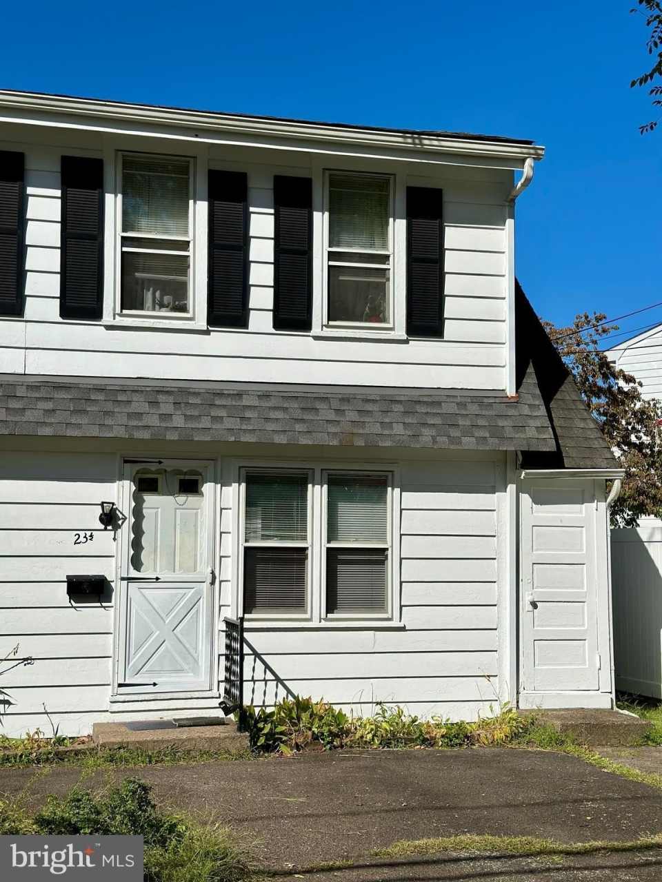 23 VINCENT Avenue unit: 1F