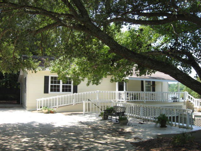 899 Reynolds Road