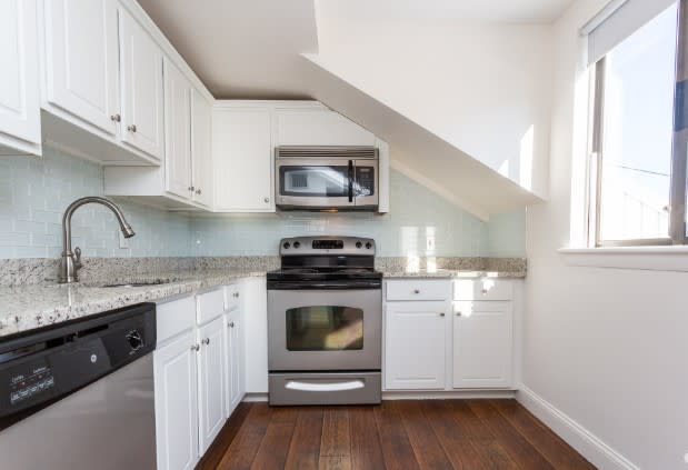 Bowdoin School Apartments